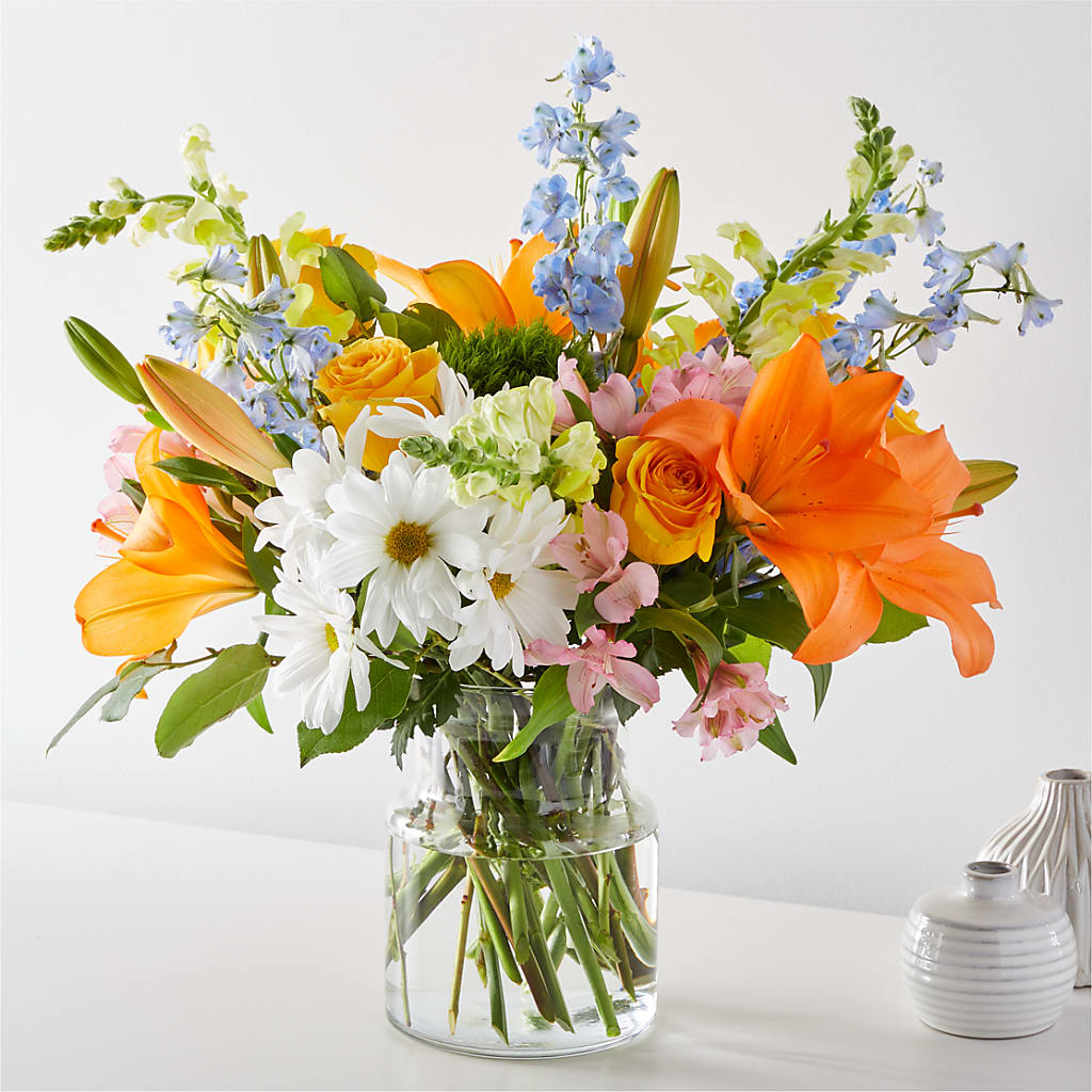 Sun Salutation Bouquet – Taylor Florist, Billerica MA