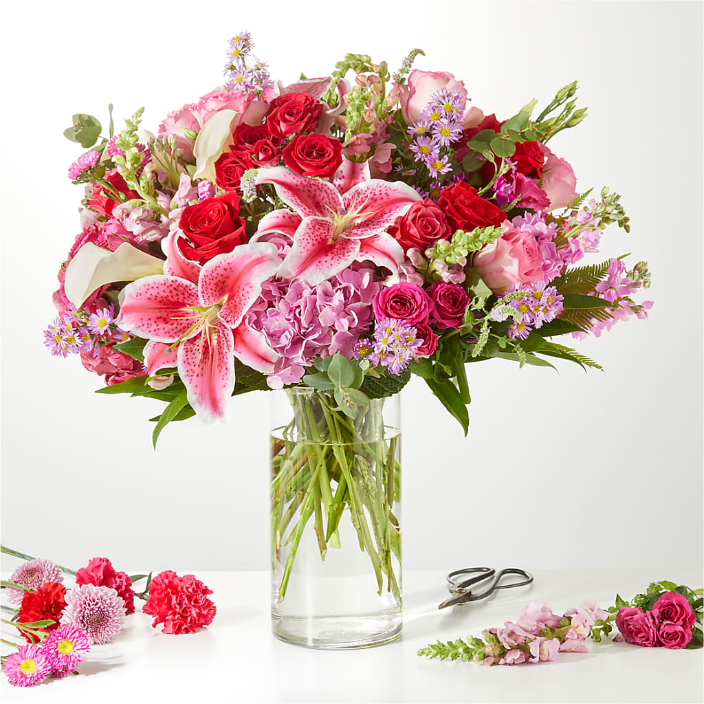Swooning Over You - A Luxury Florist Original – Taylor Florist, Billerica MA