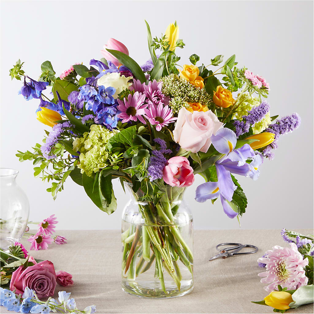 Pastel Tradition - A Florist Original – Taylor Florist, Billerica MA