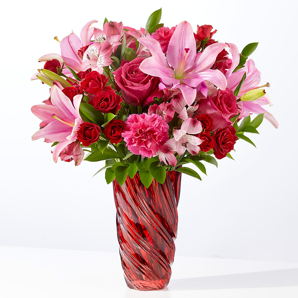 In Love Bouquet with Luxe Swirl Vase – Taylor Florist, Billerica MA