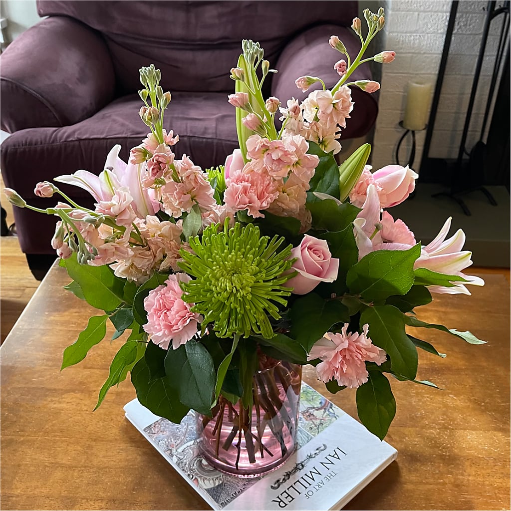 Pretty in Pink Bouquet – Taylor Florist, Billerica MA