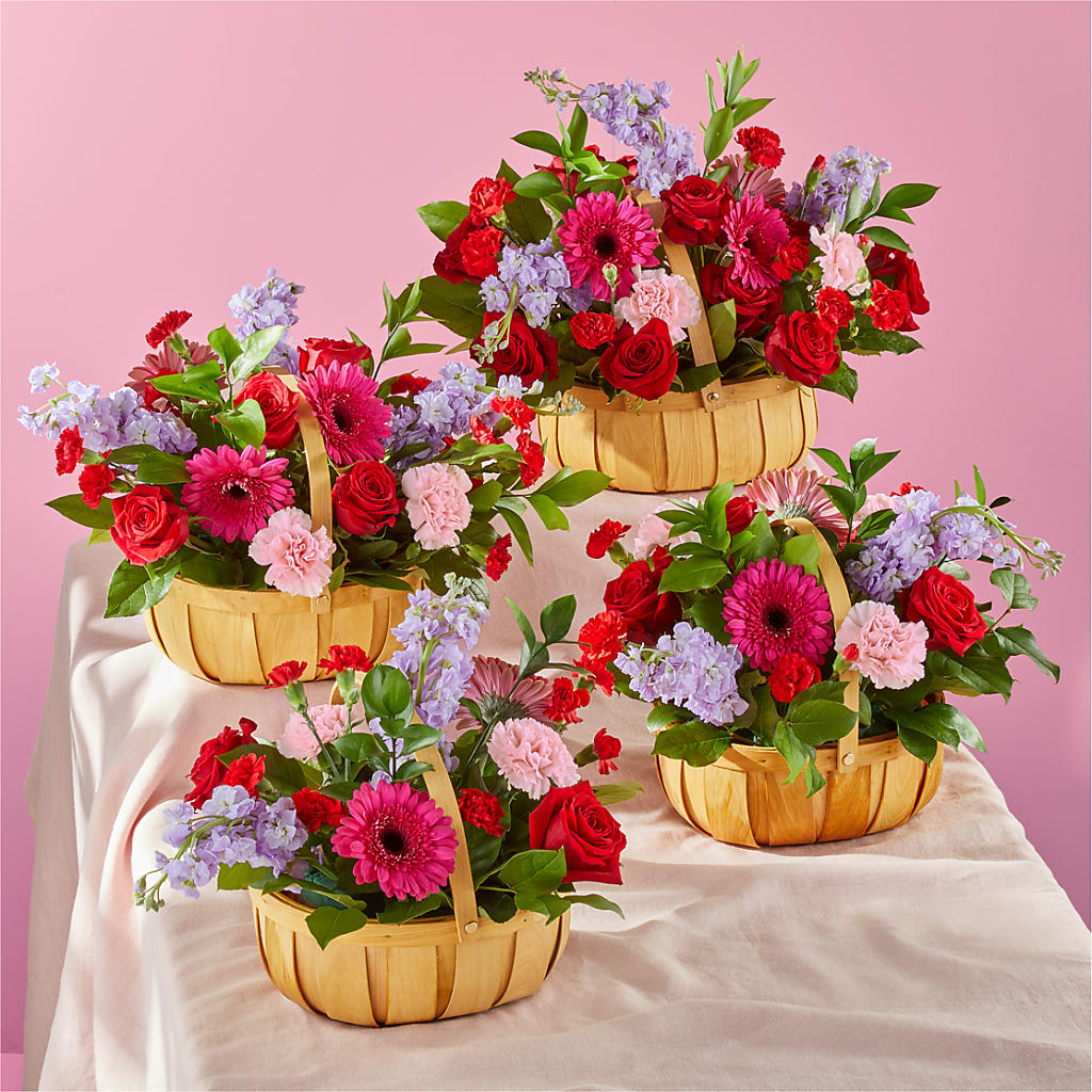 Pink Picnic Basket – Taylor Florist, Billerica MA