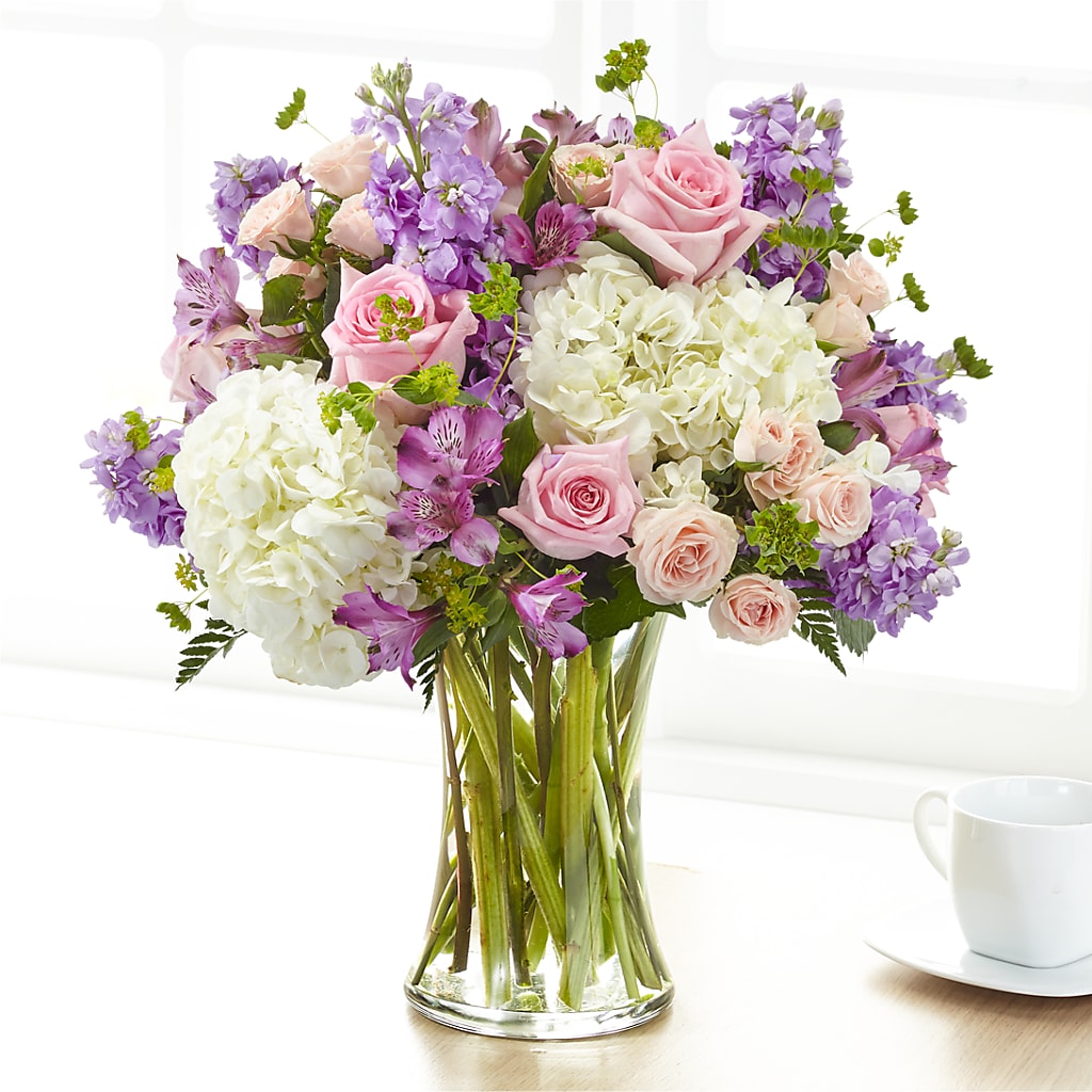 Shared Sentiment Bouquet – Taylor Florist, Billerica MA