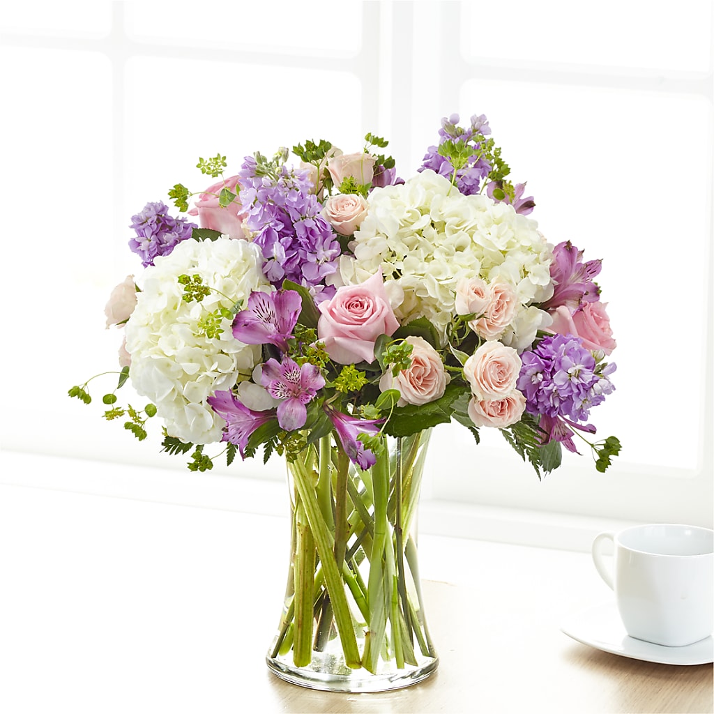 Shared Sentiment Bouquet – Taylor Florist, Billerica MA