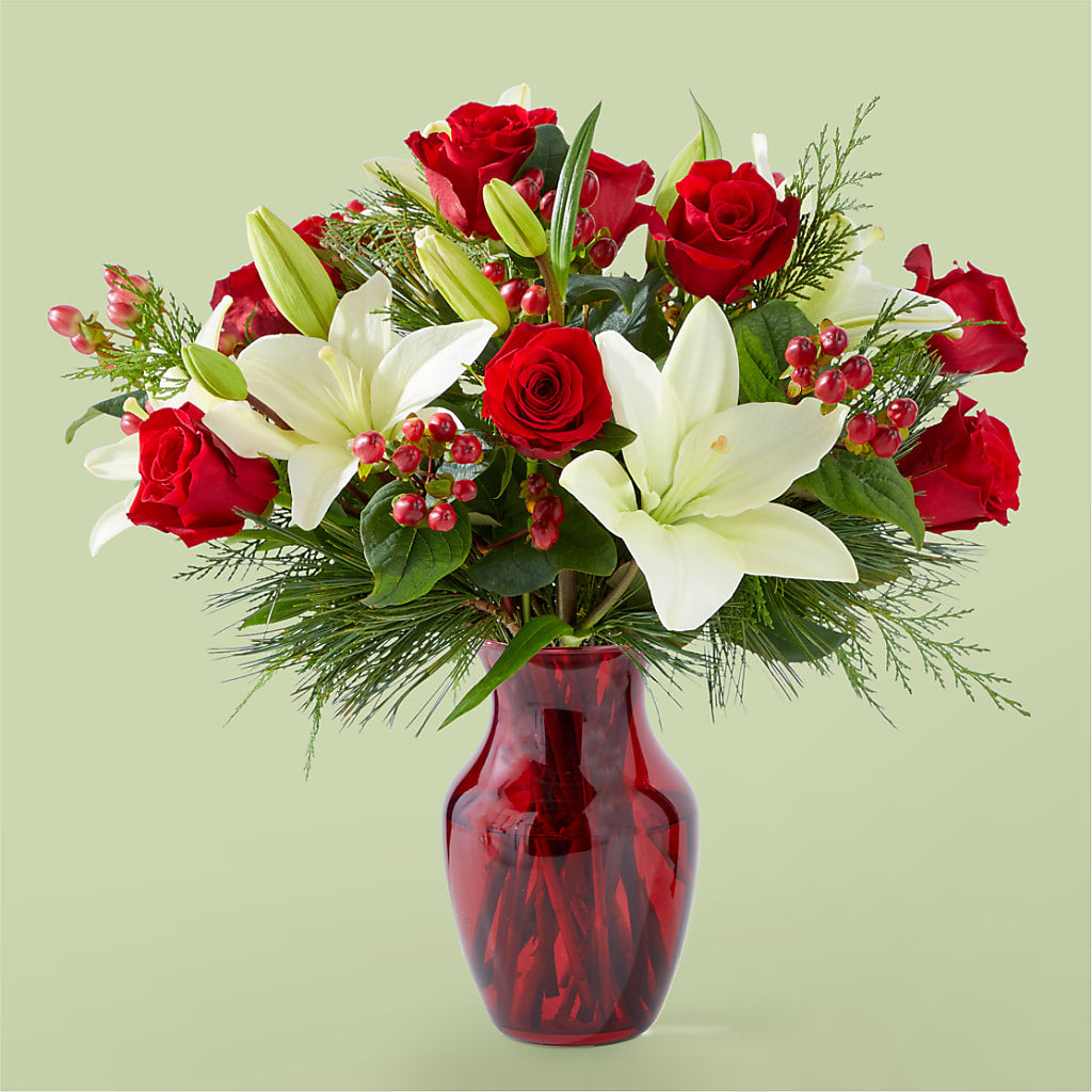 Evergreen Delight Bouquet – Taylor Florist, Billerica MA