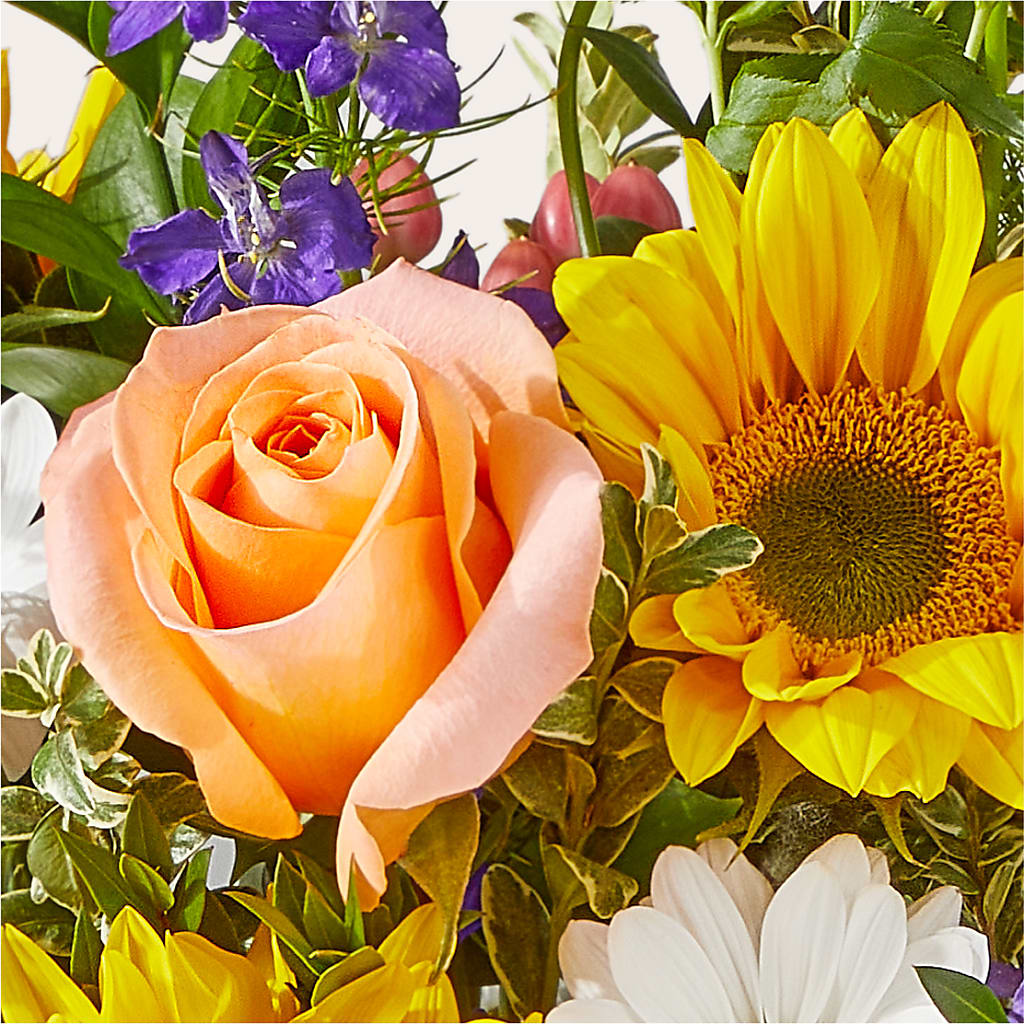 The Good Life Bouquet –  Taylor Florist, Billerica MA