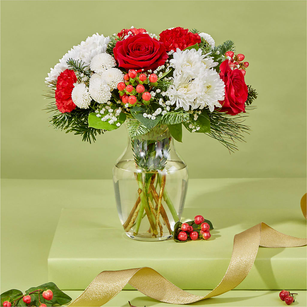 Chance of Flurries Bouquet –  Taylor Florist, Billerica MA