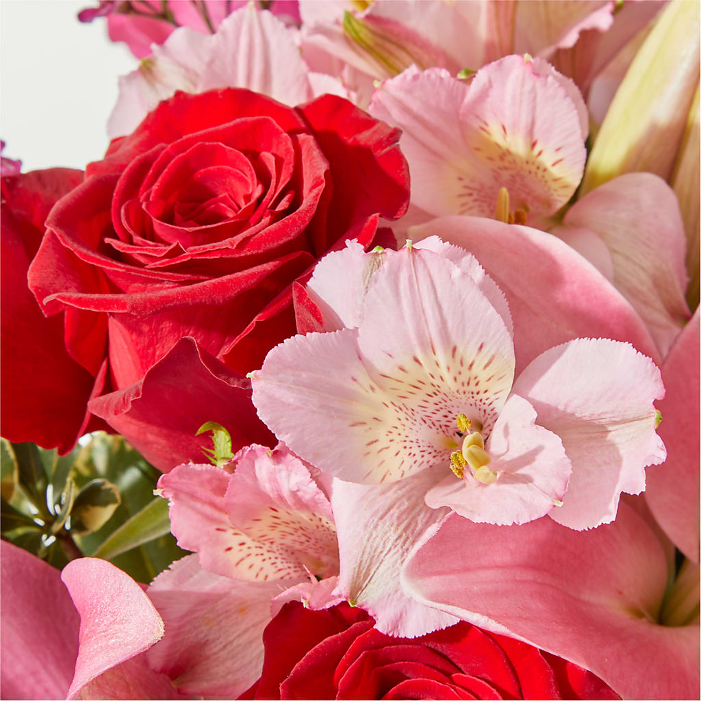 Lucky in Love Bouquet –  Taylor Florist, Billerica MA