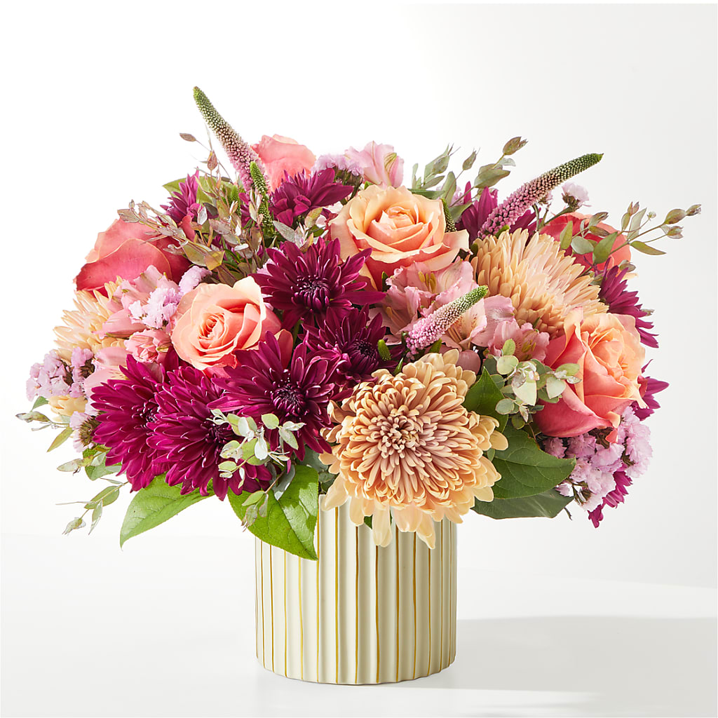 Berry Cobbler Bouquet with Ivory Vase –  Taylor Florist, Billerica MA