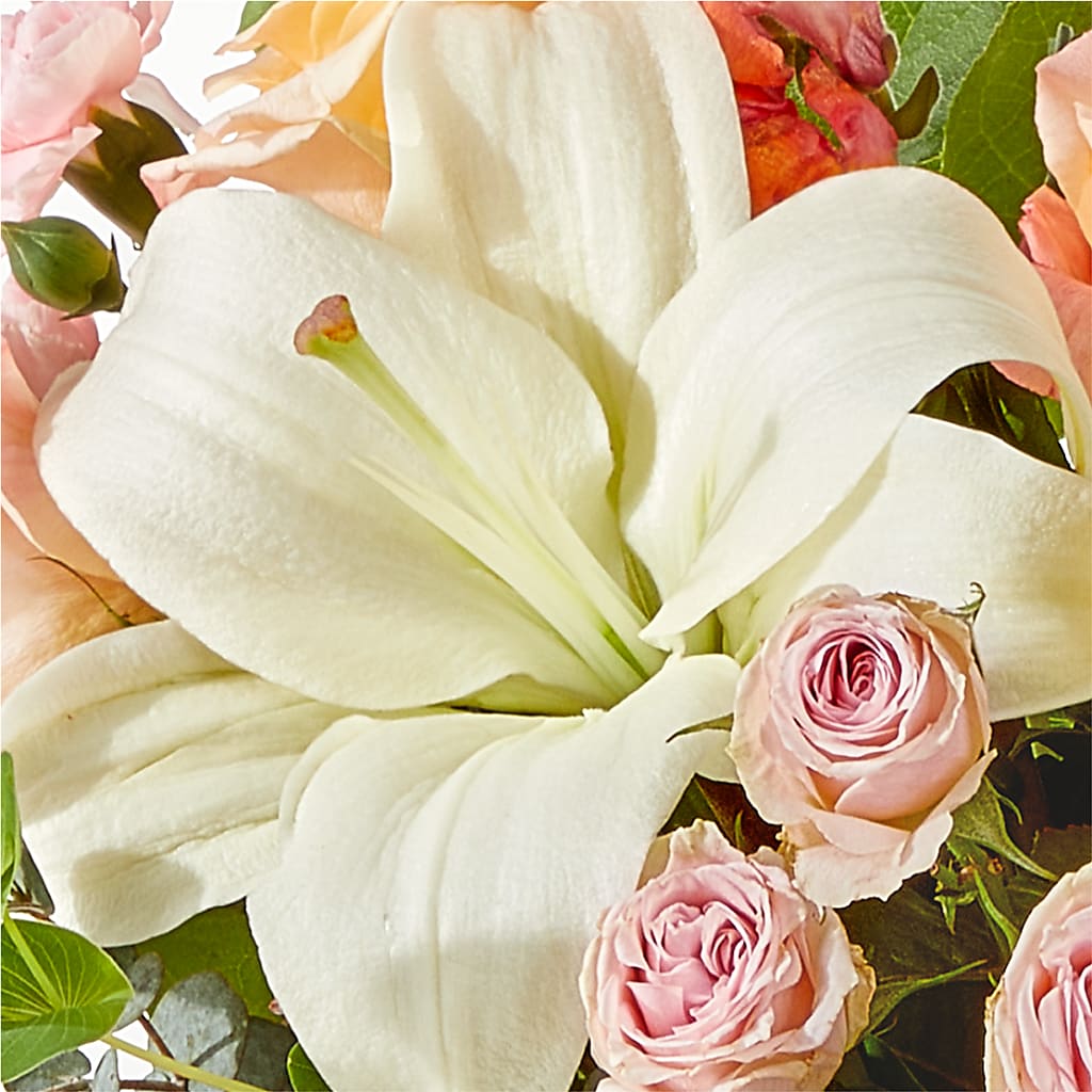 Grapefruit Splash Bouquet –  Taylor Florist, Billerica MA