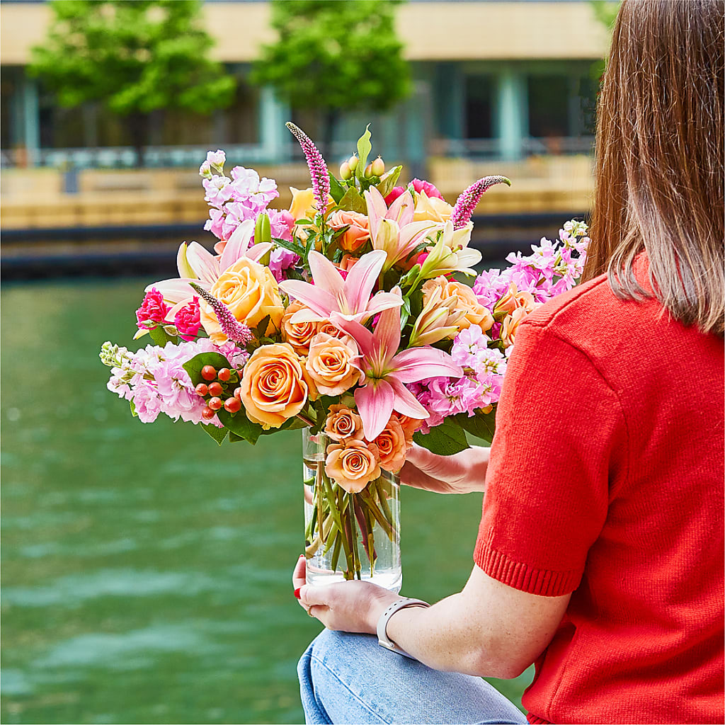 Bisous Bouquet –  Taylor Florist, Billerica MA